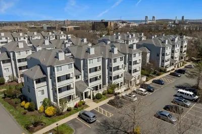 200 Falls Blvd #H303