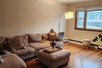 150 Metropolitan Ave #2