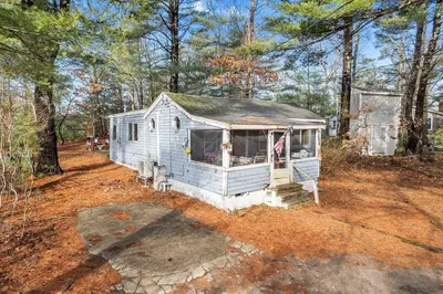 12r Brush Hill Rd 1
