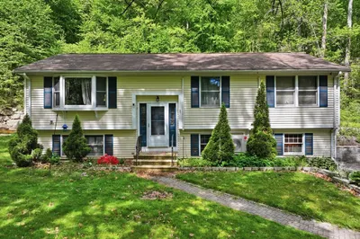 87 Allen Road