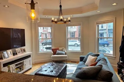 875 E Broadway #1