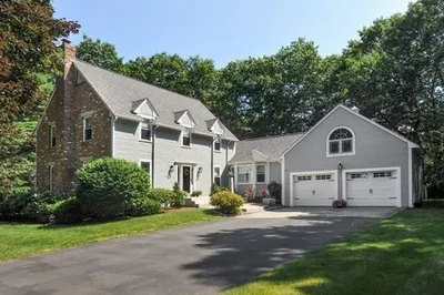 24 Cobble Knoll Dr 1