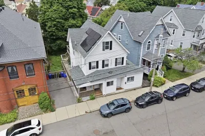 65 Ashland St 1