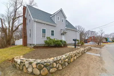 17 Butler Ave