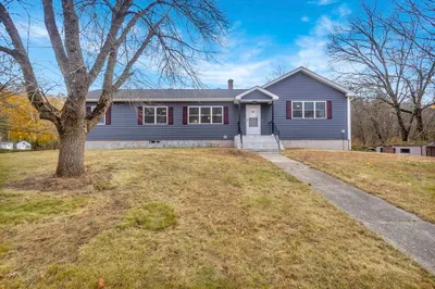 401 Grayson Dr 1