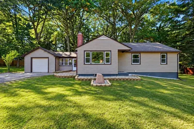 17 Meadowview Rd 1