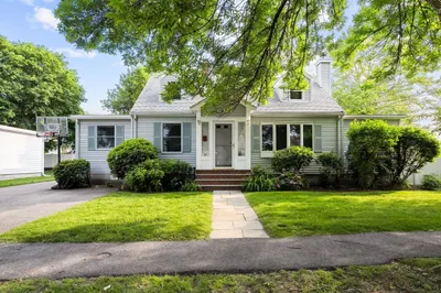 15 University Rd