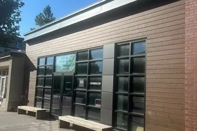 166 Main St 1