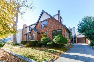 10 Hazelmere Rd 1