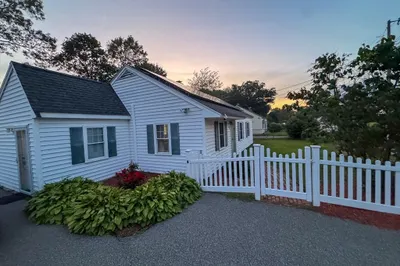 24 Amherst Rd 1