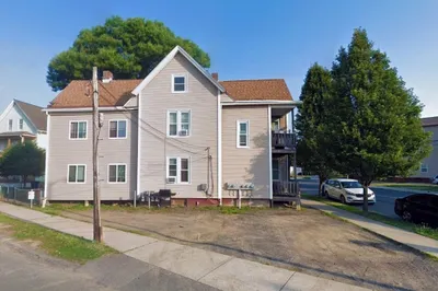 1022 Main Street 1