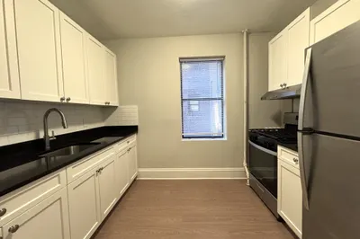 335 Broadway #12