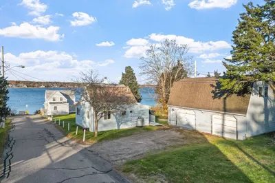19 Holmes Avenue