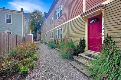 15 HubbArd Street #A