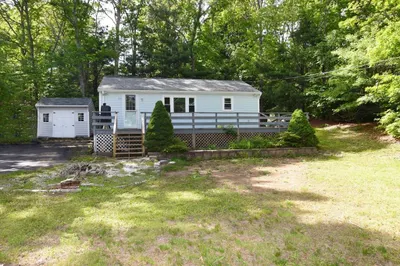 99 Scarlet Dr 1
