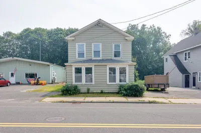 12 Crystal St