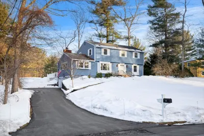 6 Exeter Way 1