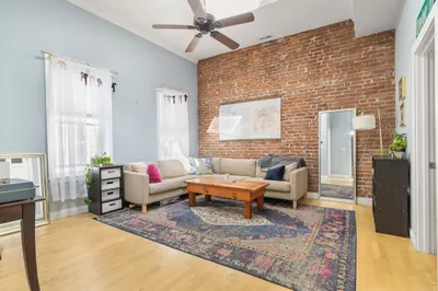 371 Cardinal Medeiros Ave #3