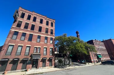 51 Union Street #202 1