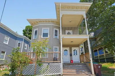707 Bridge St