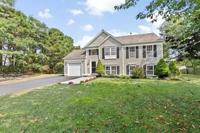 75 Dickson Dr