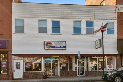 163 A Main St 1