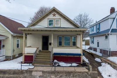 421 Maxfield St