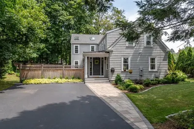 1 Roberts Rd