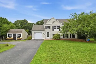 444 Lunns Way 1