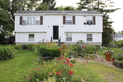 10 Howard George Ct 1
