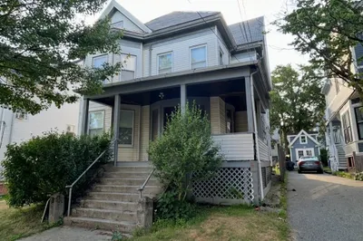 50 Dartmouth St #1