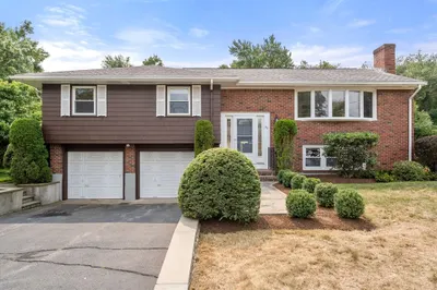 53 Deerfield Rd