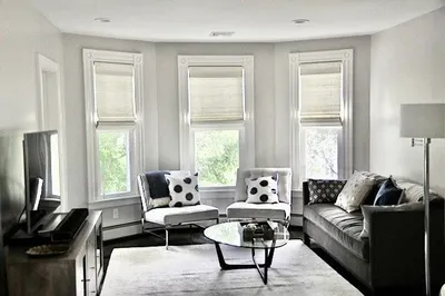 317 Cardinal Medeiros Ave #3
