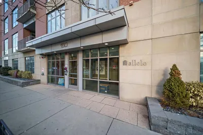 150 Dorchester Ave #410