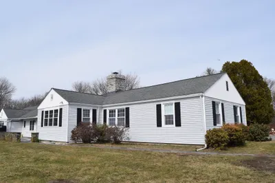 475 Cedar Ave 1