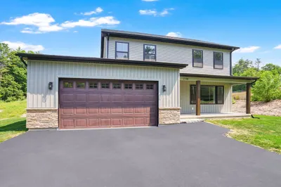 236 Allen Rd 1