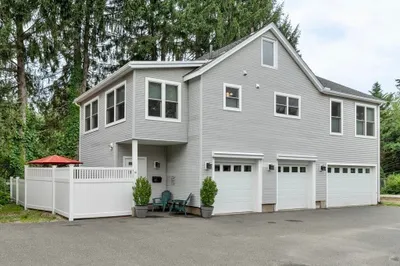 41 Woodbine Ave #41 1