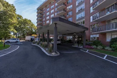 280 Boylston St #814 1