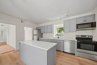 16 Lafayette St #2 1