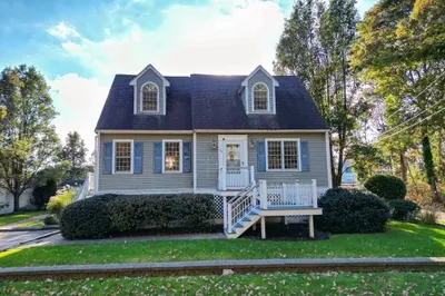 19 Briarwood Dr 1