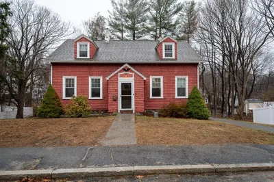 15 Rockrimmon Road 1