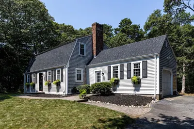 11 Chandler Rd 1