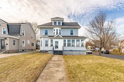 80 Riverdale St