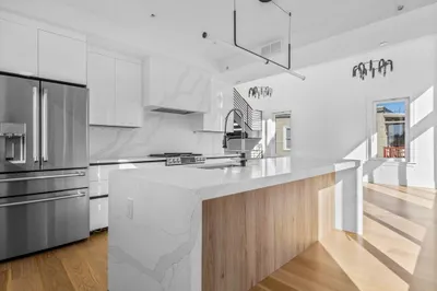 12 Deer Street #2