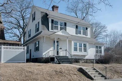 15 Brownell St