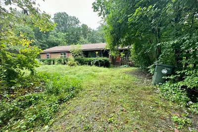 306 Berlin Rd