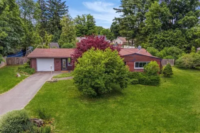 6 Valley Ln 1