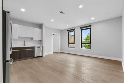 9 Central Street #106