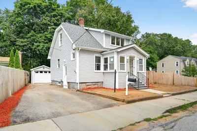 32 Glendale Ave 1