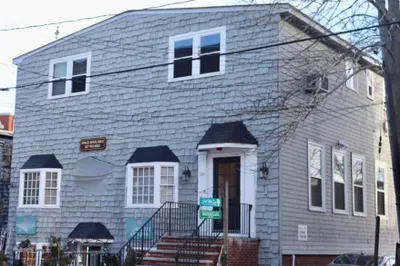 118 Pleasant Street #22-E 1
